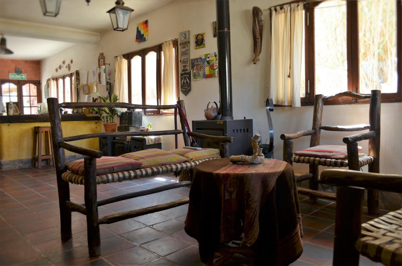 La Rosa Hostel Tilcara Exterior photo