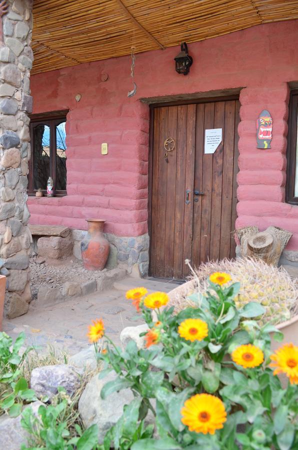 La Rosa Hostel Tilcara Exterior photo