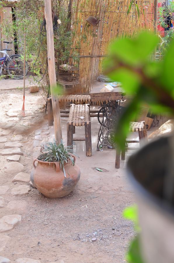 La Rosa Hostel Tilcara Exterior photo