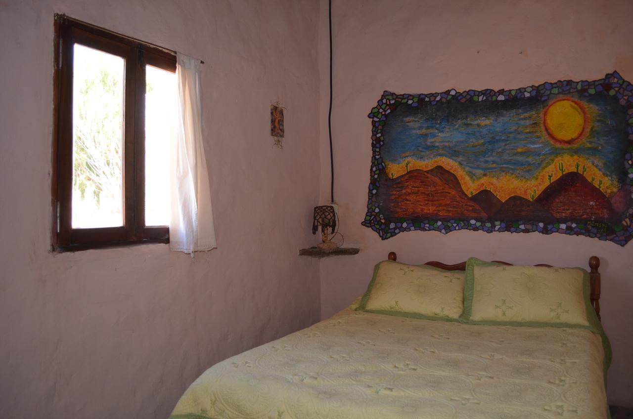 La Rosa Hostel Tilcara Exterior photo